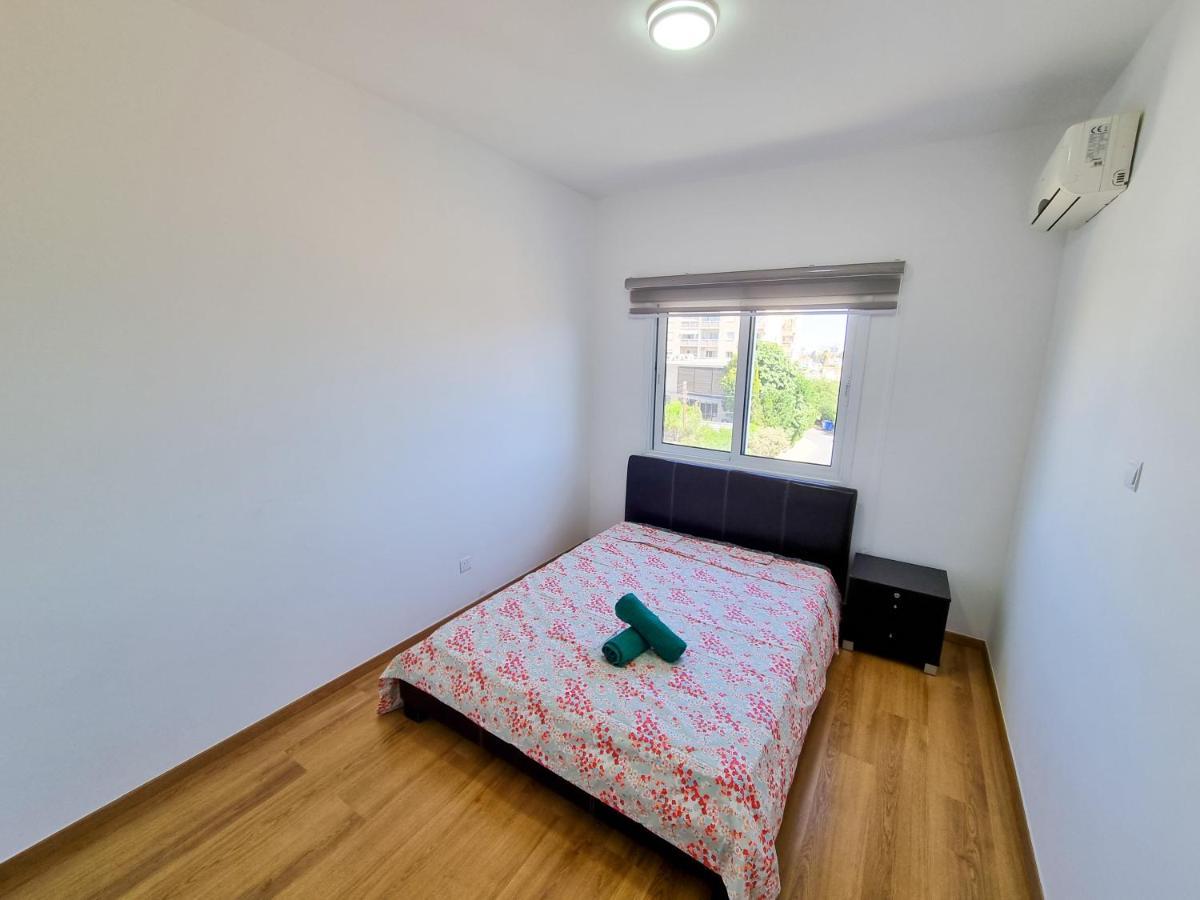 לרנקה Springfield Park Apartment מראה חיצוני תמונה