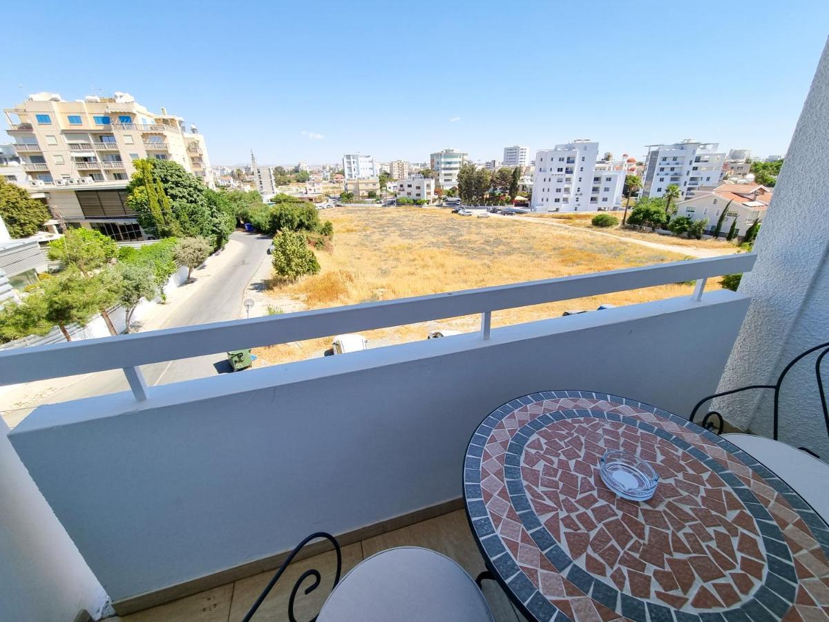 לרנקה Springfield Park Apartment מראה חיצוני תמונה